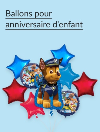 Bouquet de ballons sur le thème de la Pat’Patrouille avec Chase et des étoiles bleues et rouges.