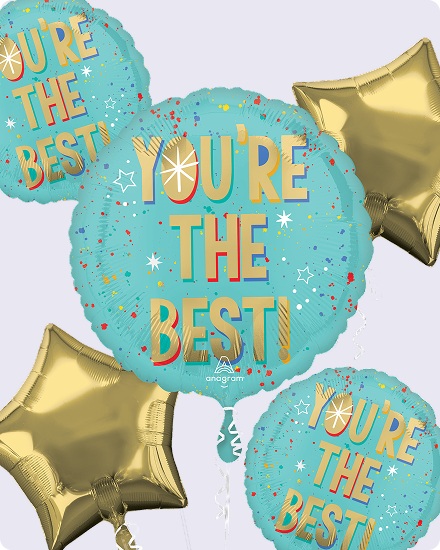 Un bouquet de ballons verts et dorés avec l’imprimé « you’re the best! »