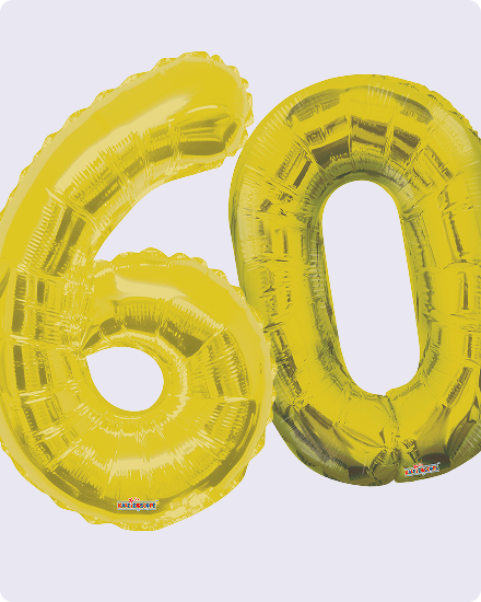 Des ballons dorés en forme du chiffre 60.