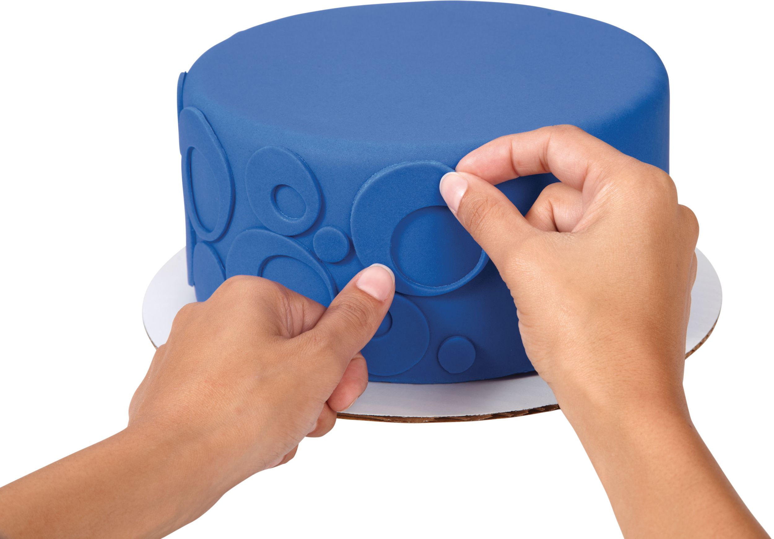 Wilton Decorator Preferred Blue Fondant Icing Front_Elevated