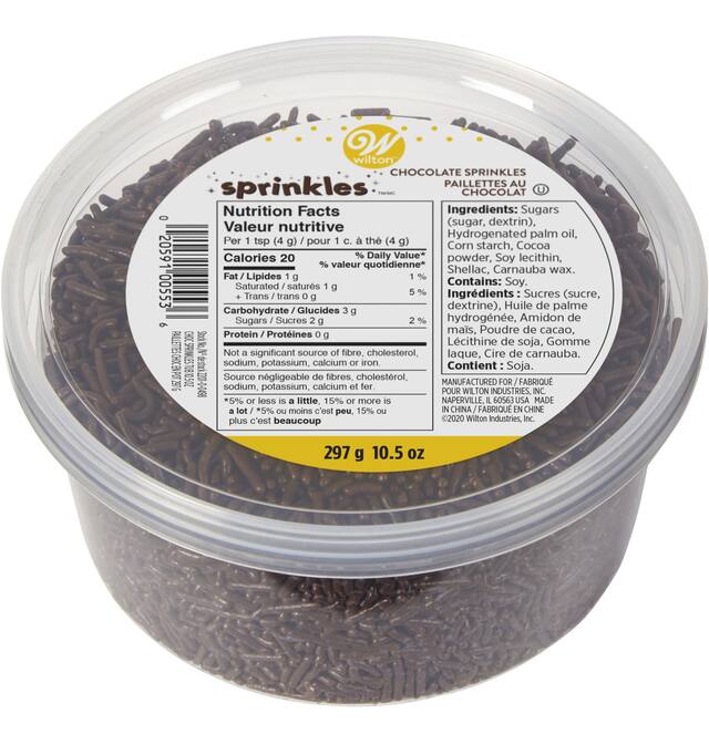 Vermicelles en sucre au chocolat de Wilton, 10 oz Overhead_Plunge