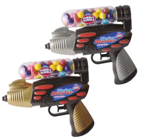 Dubble Bubble Water Blaster with Gum, Assorted Fruit Bubble Gum, Multi-Coloured, 40-g, for Birthday/Party Favour Front_Three_Fourths_Angled_Left