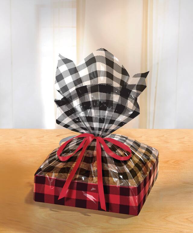 Buffalo Plaid Treat Trays, 2-pk Front_Angled_Left