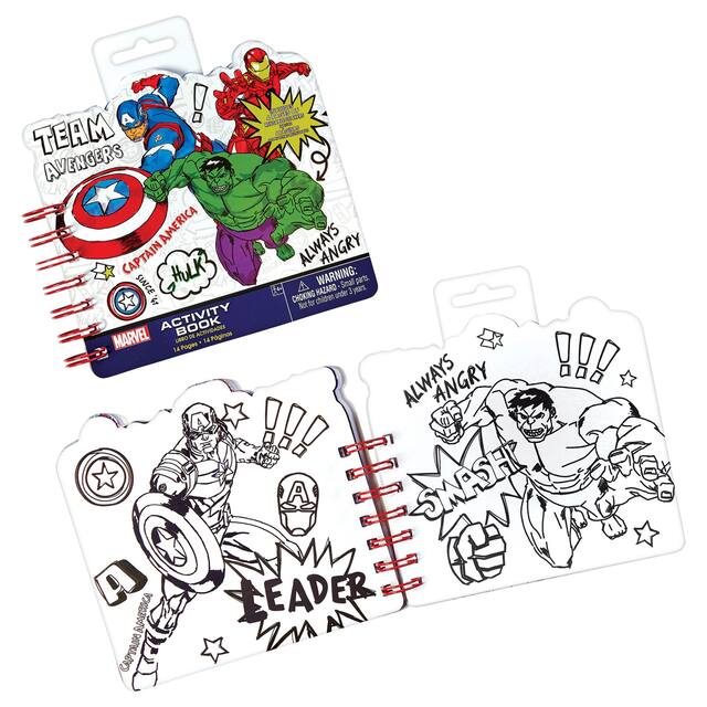 Livre d'activités Fun & Games Avengers Overhead_Flat