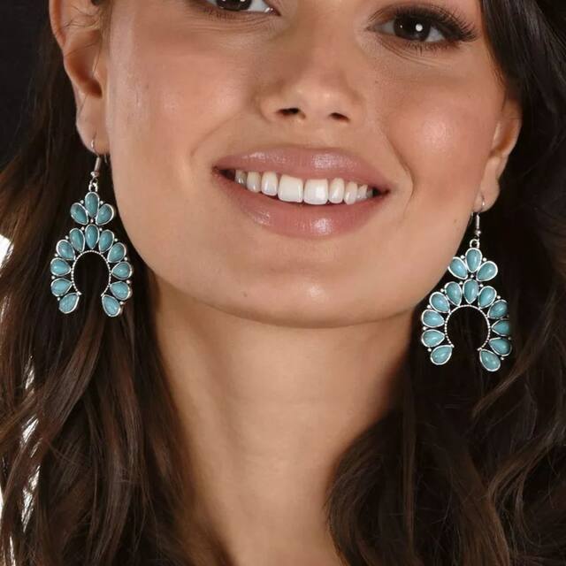 Turquoise Jewelry Set, Wearable Costume Accessory for Halloween CloseUp