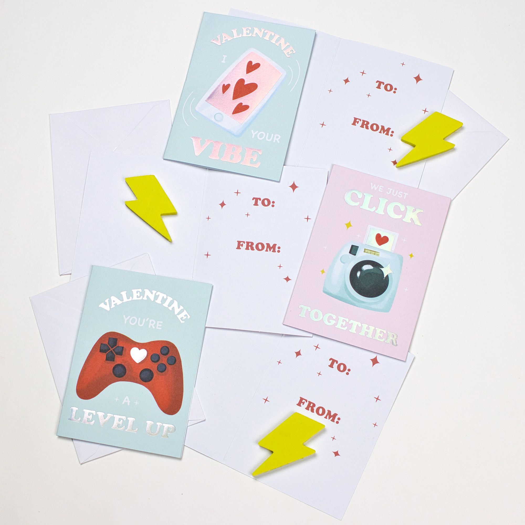 Valentine's Day Assorted Gadget Cars & Eraser Set with Envelopes & Buttons, 24-ct Overhead_Flat
