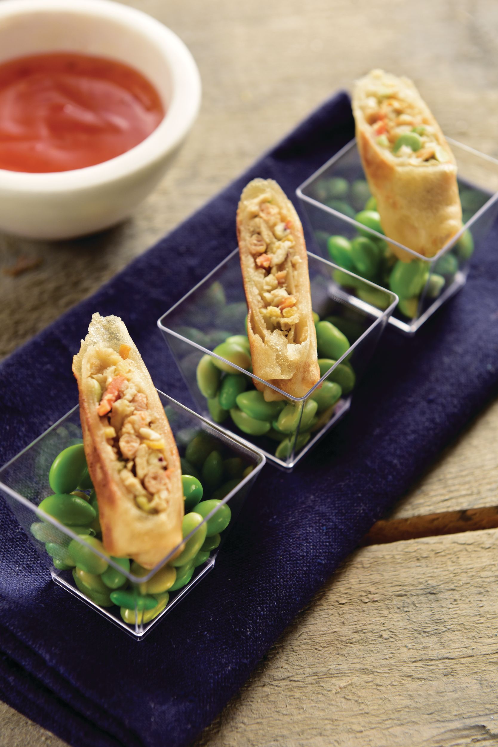 Bols miniatures de forme cubique en plastique, paq. 40 Composite_or_Mixed