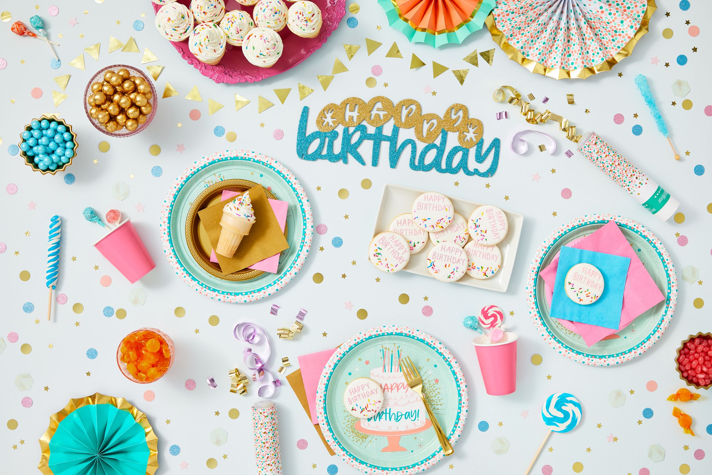 Happy Cake Day "Happy Birthday" Round Paper Disposable Dinner Plates, Blue, 10.5-in, 8-pk, for Birthday Party Overhead_Flat