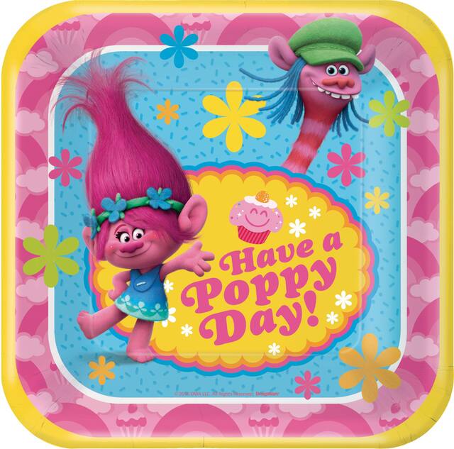 Assiettes à dessert pour fête d'anniversaire, Trolls, carré, 7 po, paq. 8 Overhead_Flat