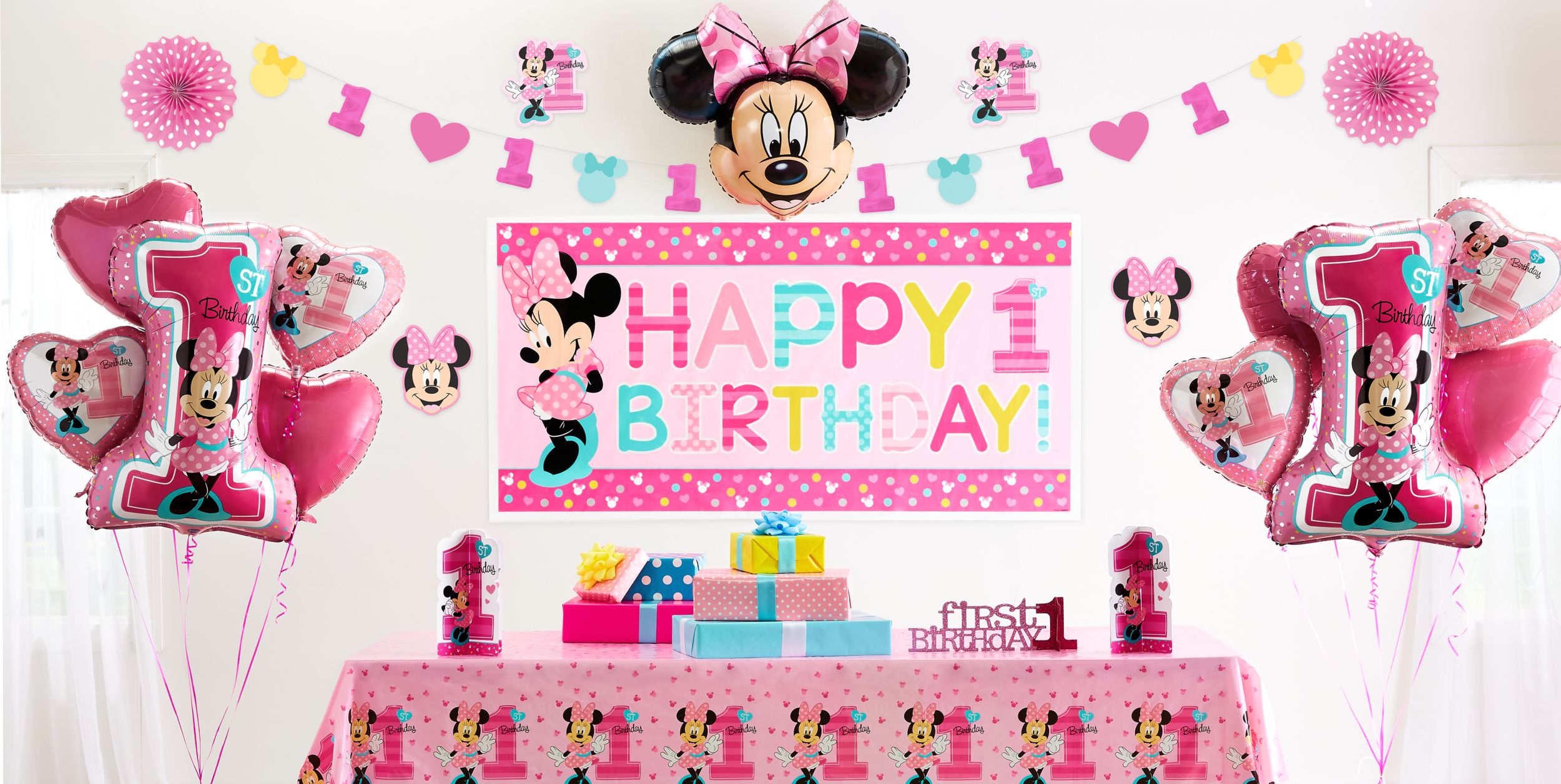 Disney Minnie Mouse Milestone 1st Birthday Large Square Lunch Plates, 9-in, 8-pk Composite_or_Mixed