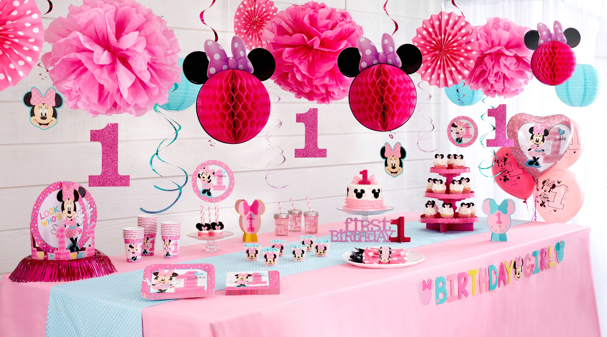 Disney Minnie Mouse Milestone 1st Birthday Large Square Lunch Plates, 9-in, 8-pk Composite_or_Mixed