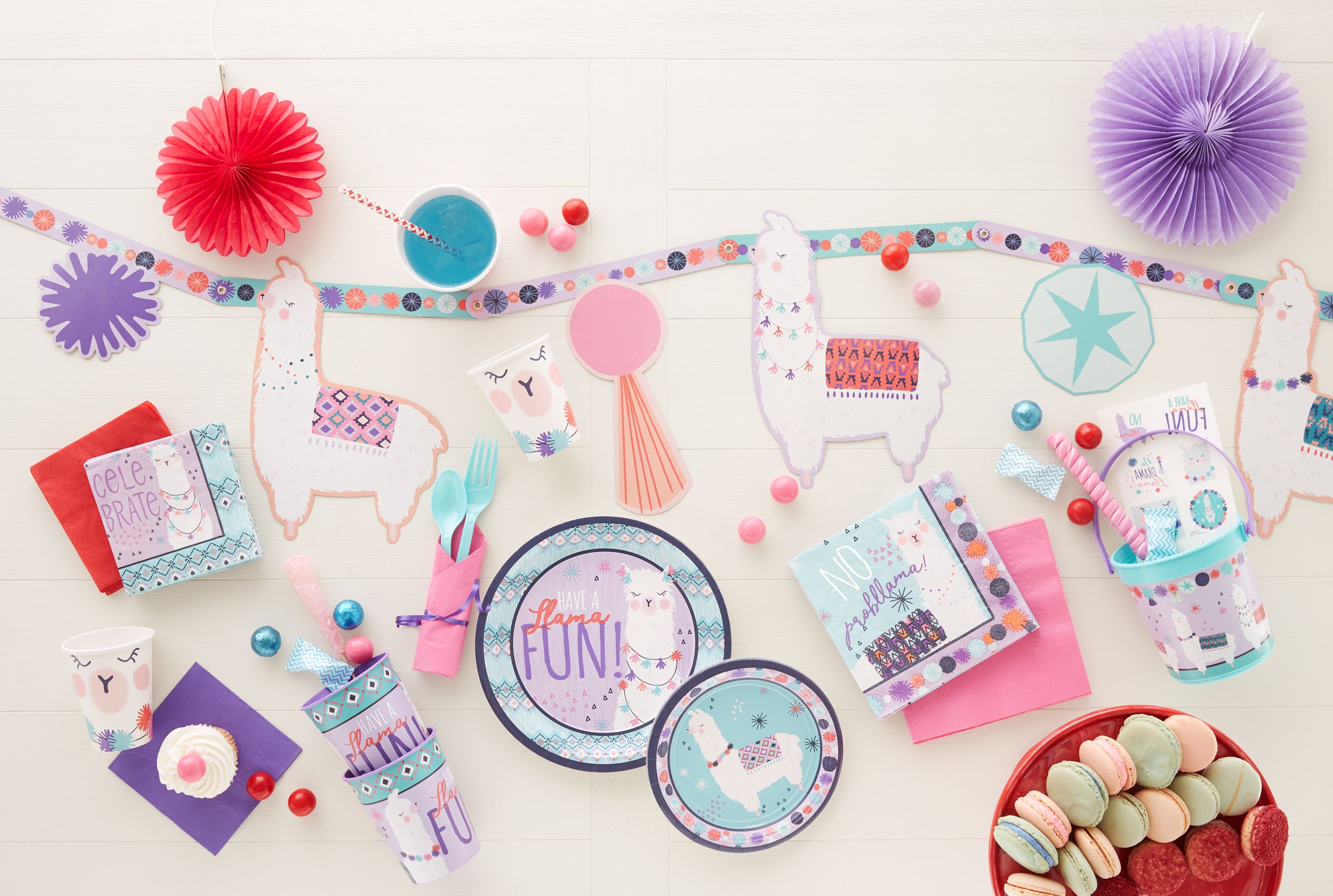 Llama Fun "Have a Llama Fun" Round Paper Disposable Lunch Plates,Blue/Purple, 9-in, 8-pk, for Birthday Party Composite_or_Mixed