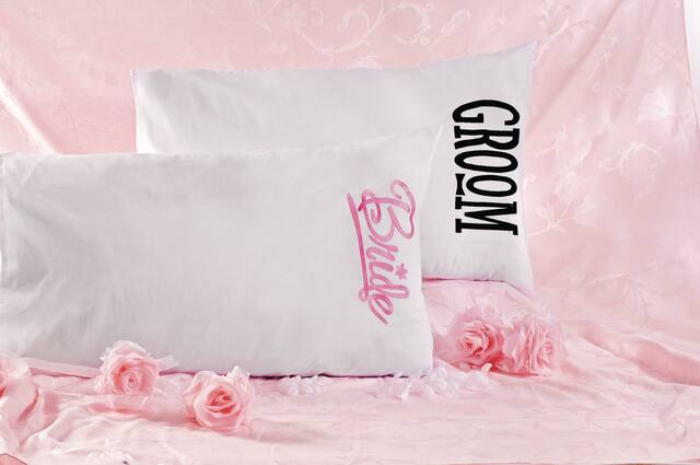 Taies d'oreiller Bride and Groom, paq. 2 Overhead_Plunge