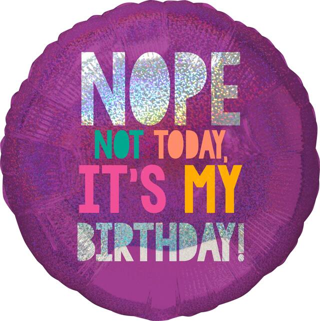 Ballon en aluminium satiné rond prismatique Jeune et fabuleuse The Birthday Struggle Is Real, vert, 18 po, gonflement à l'hélium et ruban inclus, pour fête d'anniversaire Front_Flat