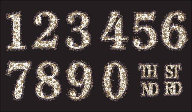 Collier de perles avec pendentif fête d'anniversaire étincelant personnalisable Overhead_Flat