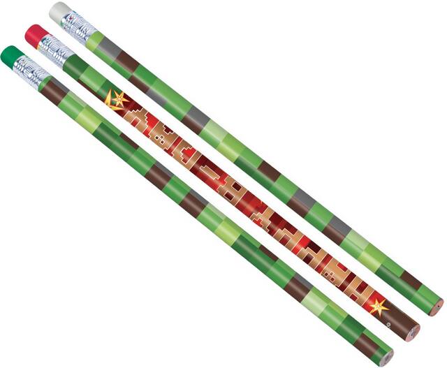 Crayons pour cadeaux-surprises pour fête d'anniversaire, pixel, paq. 12 Overhead_Flat