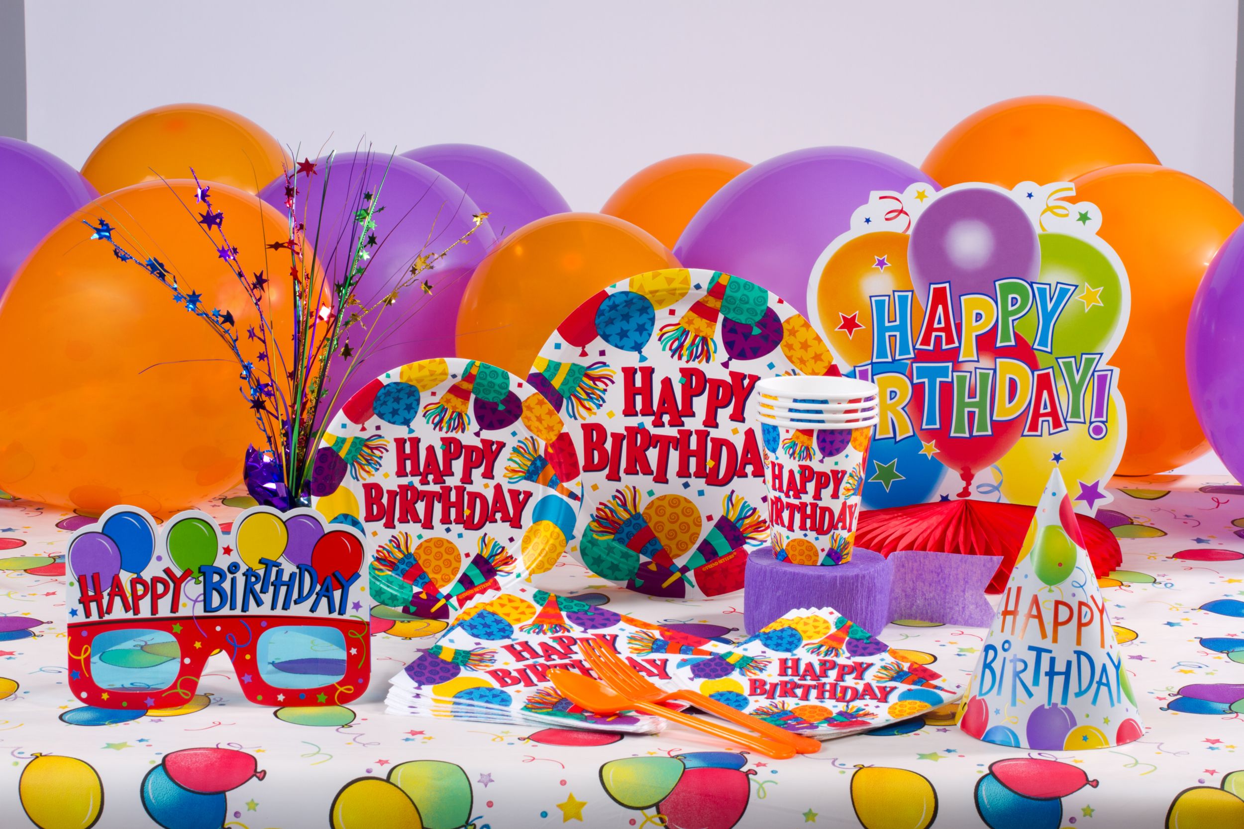 Colourful Happy Birthday Plates, 9-in, 8-pk Front_Flat