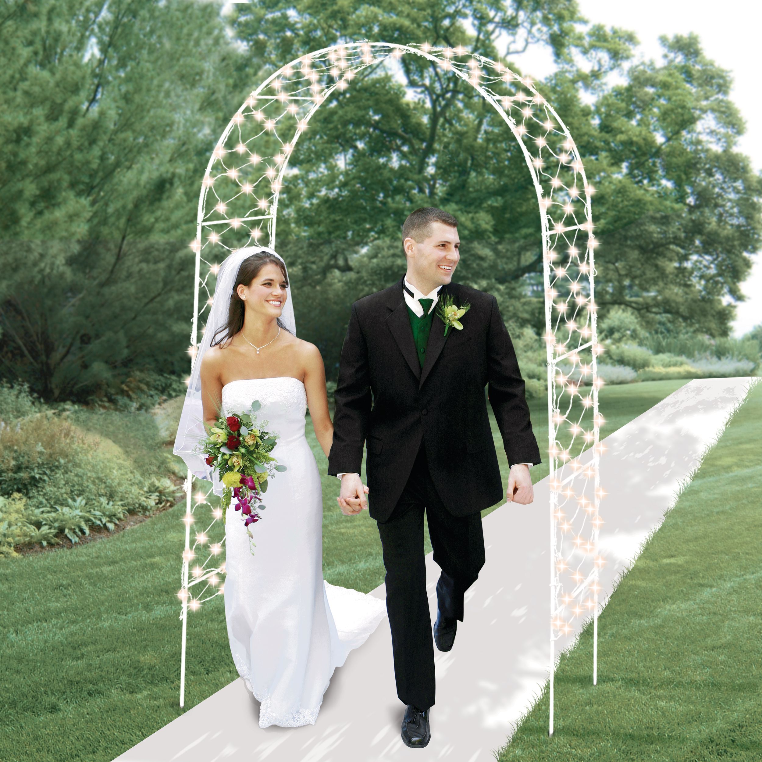 Arche de mariage lumineuse, 96 po Front_Angled_Left