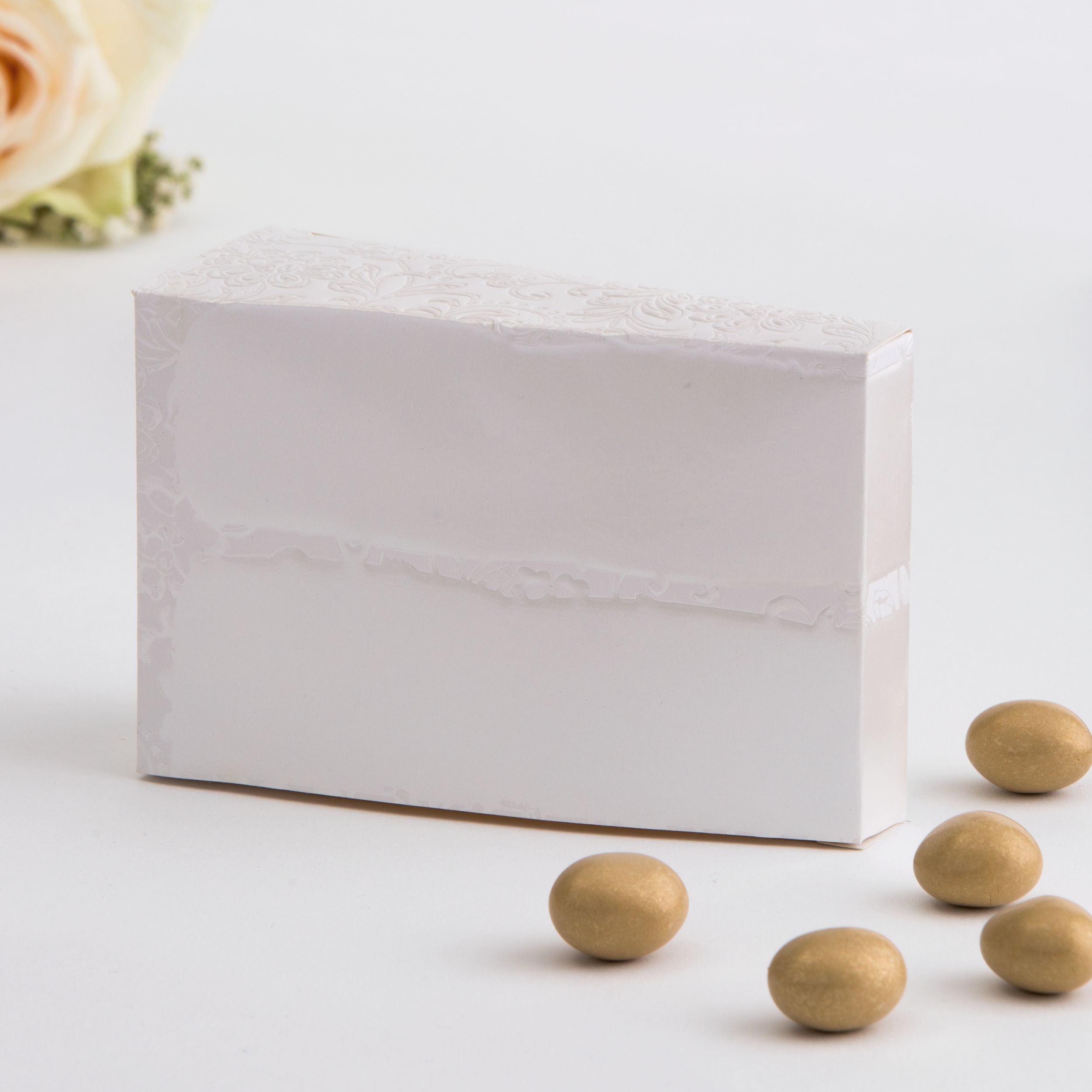 Cake Slice Favour Boxes, 24-pk Front_Angled_Left
