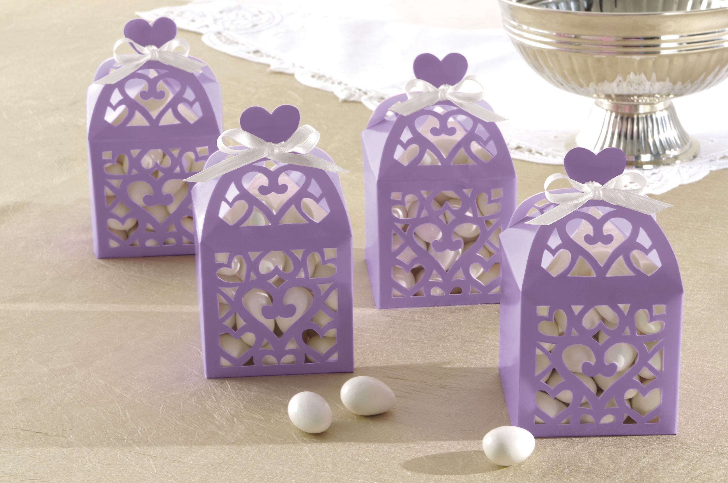 Lilac Lantern Favour Boxes, 50-pk Front_Elevated