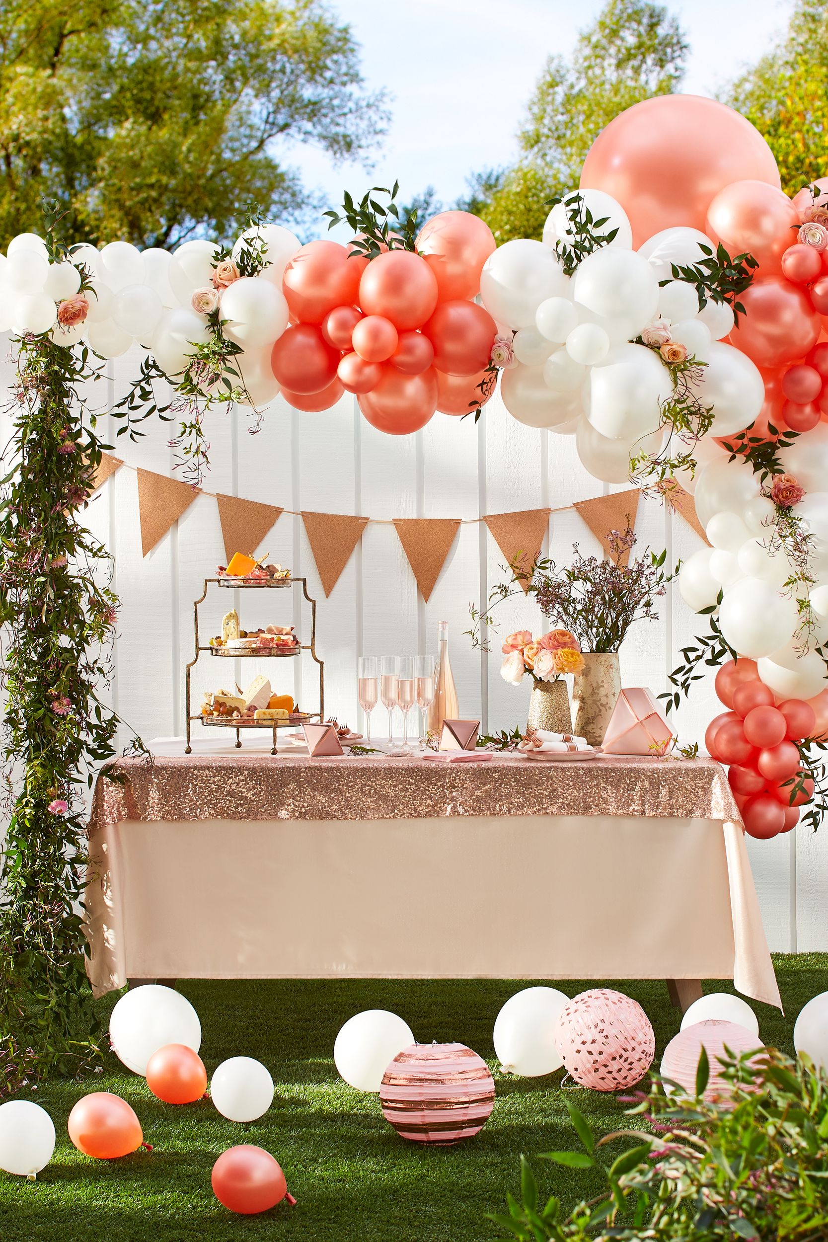 Mini lanternes en papier à pois, paq. 5 Composite_or_Mixed