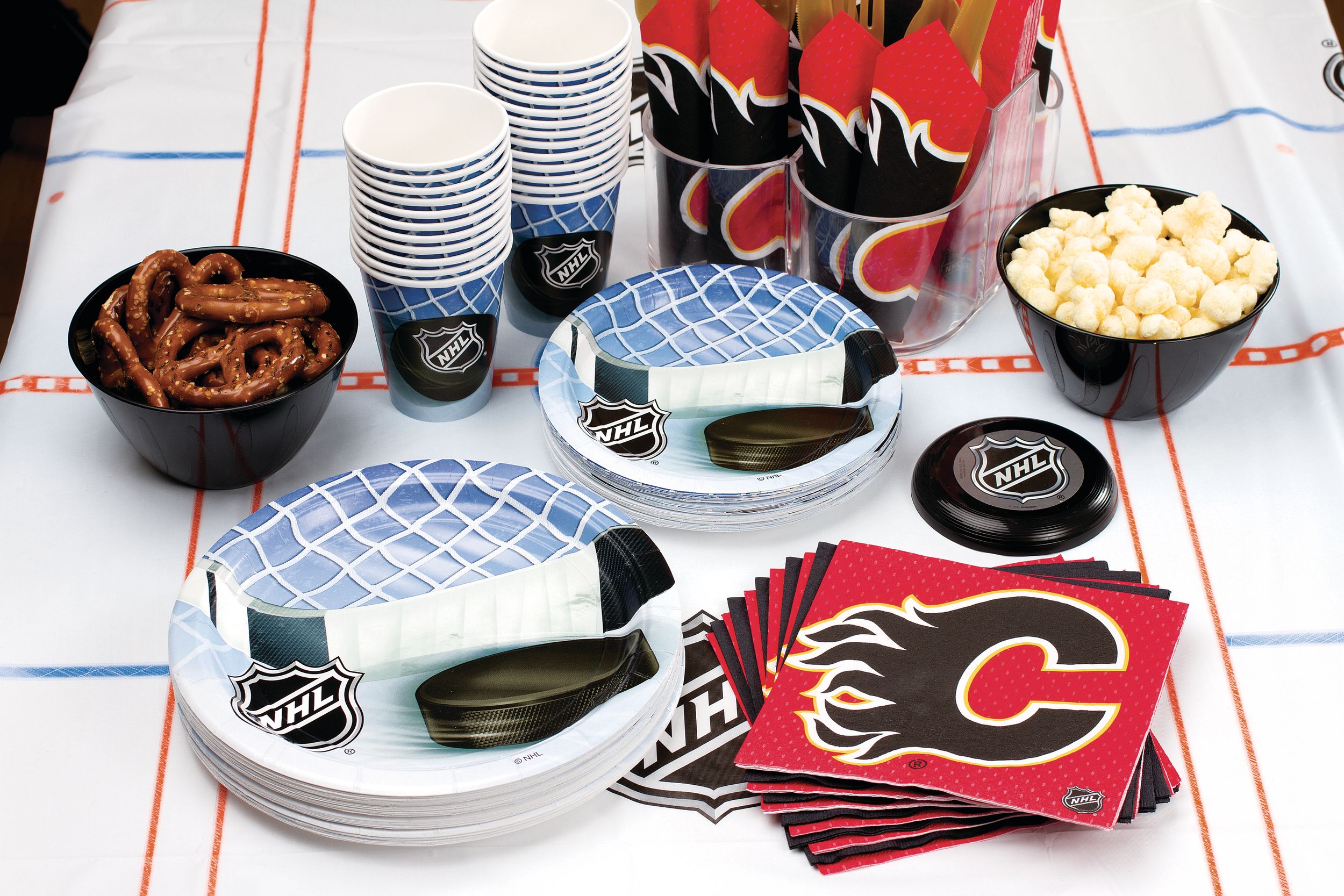 National Hockey League NHL Calgary Flames Square Paper Disposable Lunch Napkins, Red/Black, 6.5-in, 16-pk, 2-ply, for Sports Party Composite_or_Mixed
