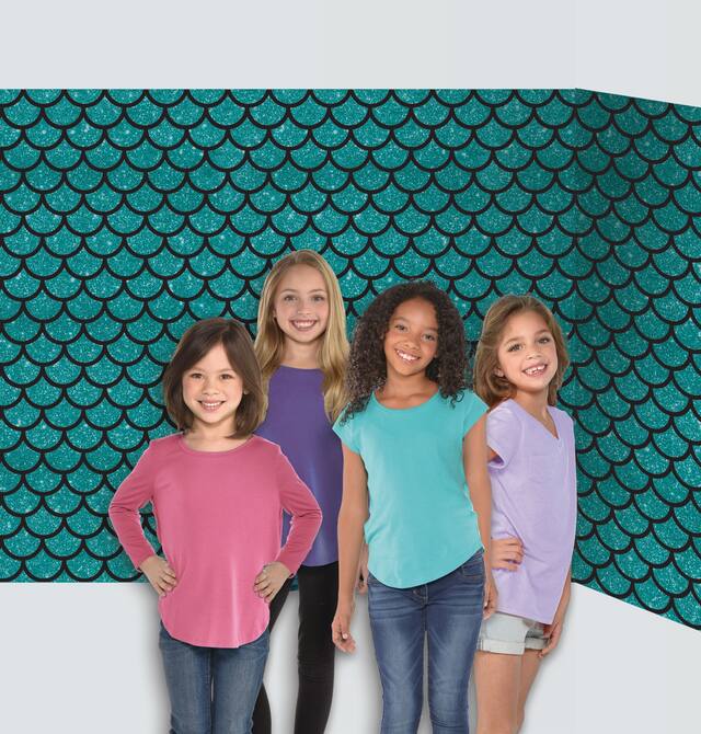 Affiche scénique, écailles de sirènes Composite_or_Mixed