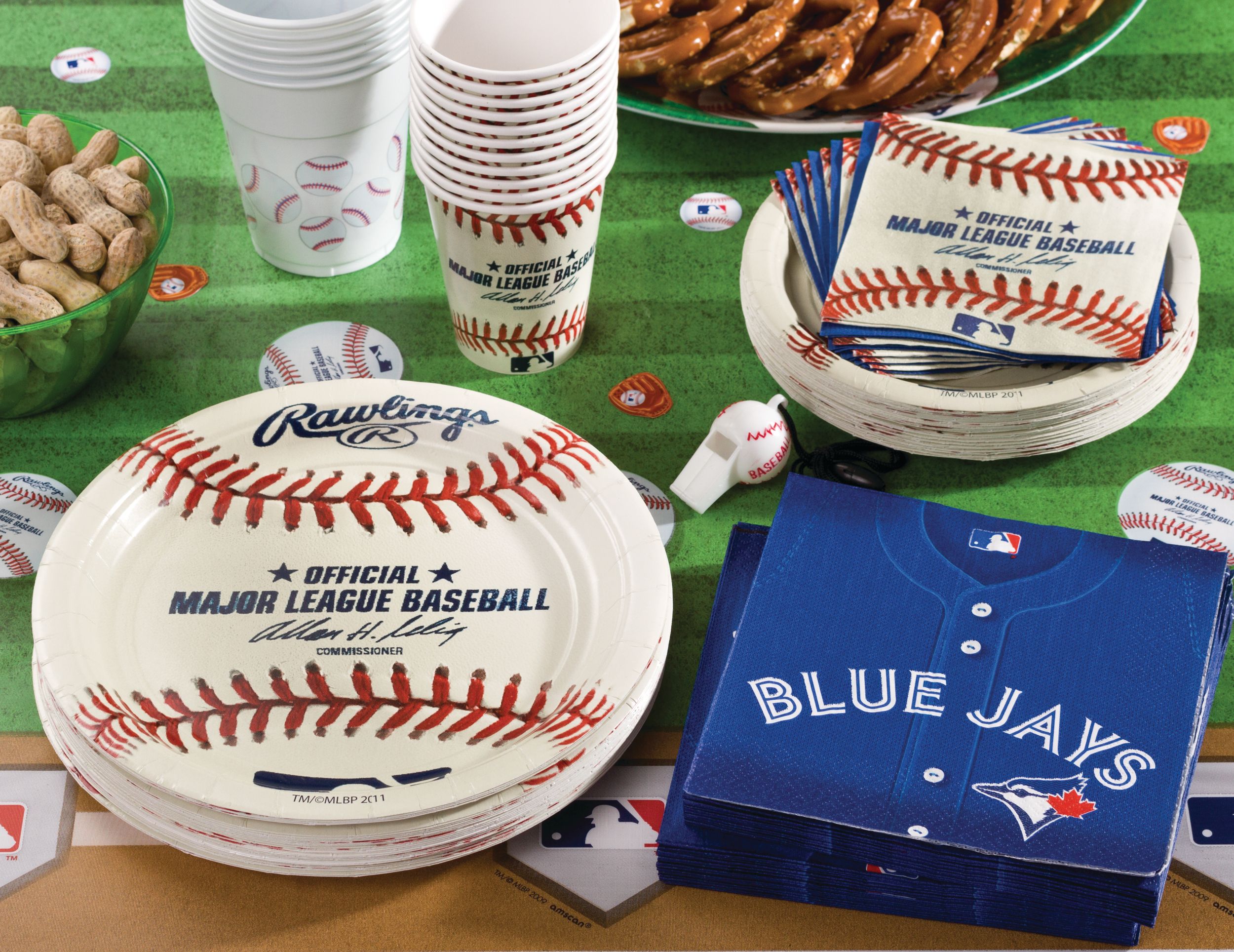 Major League Baseball MLB Toronto Blue Jays Square Paper Disposable Lunch Napkins, Blue, 6.5-in, 36-pk, 2-ply, for Sports Party Composite_or_Mixed