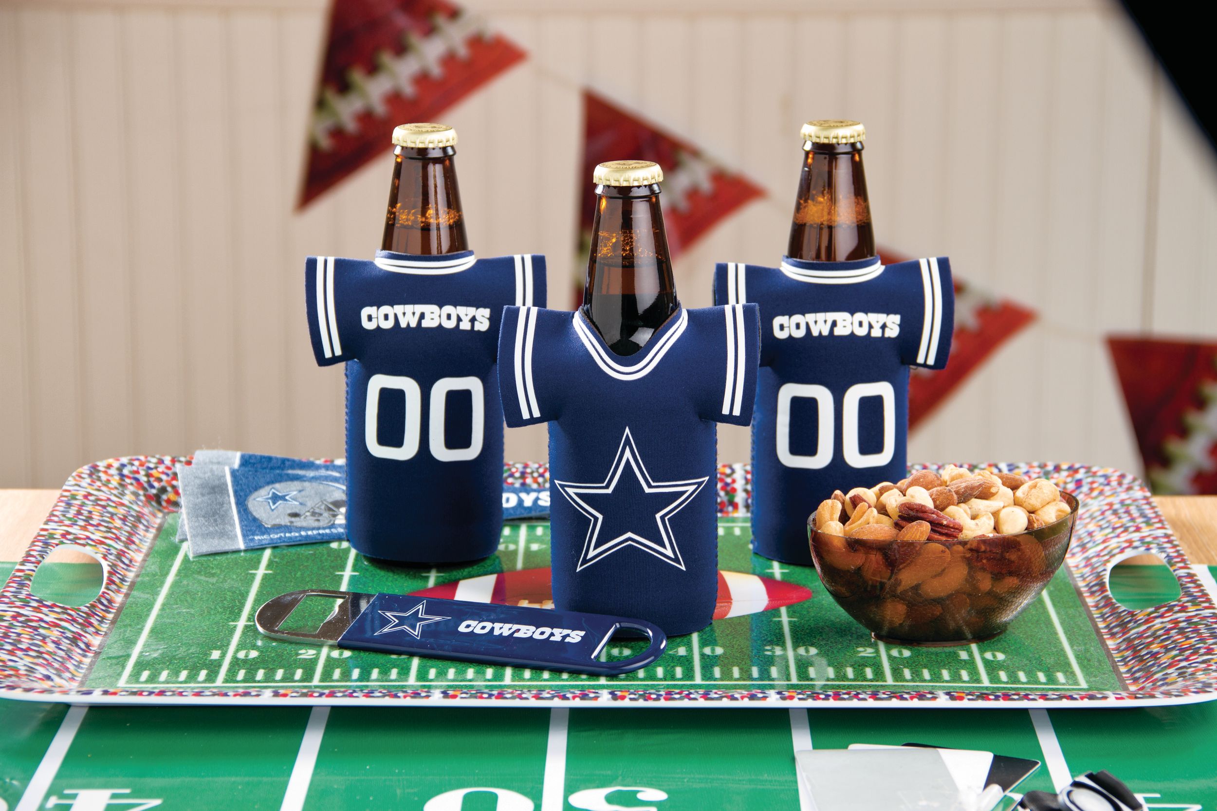 Dallas Cowboys Lunch Plates, 18-pk Composite_or_Mixed