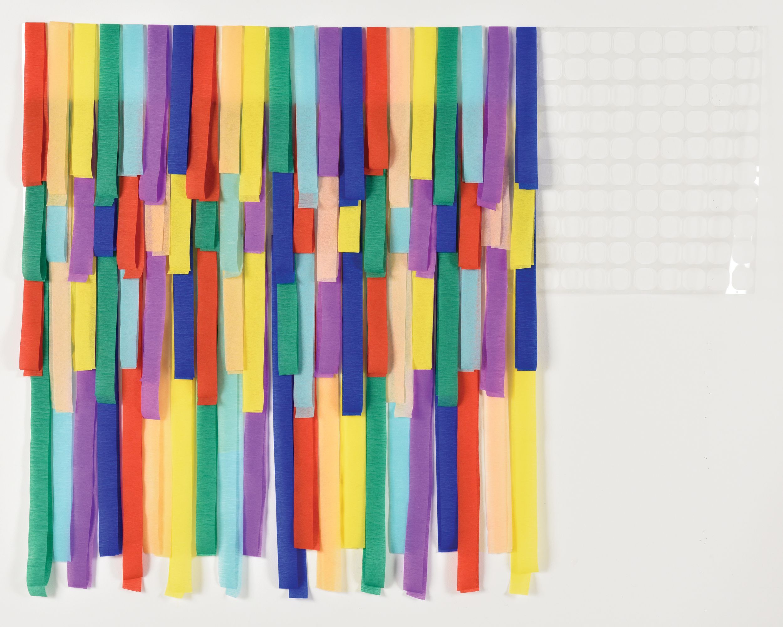 Toile de fond crêpe en filet Amscan, arc-en-ciel Front_Flat