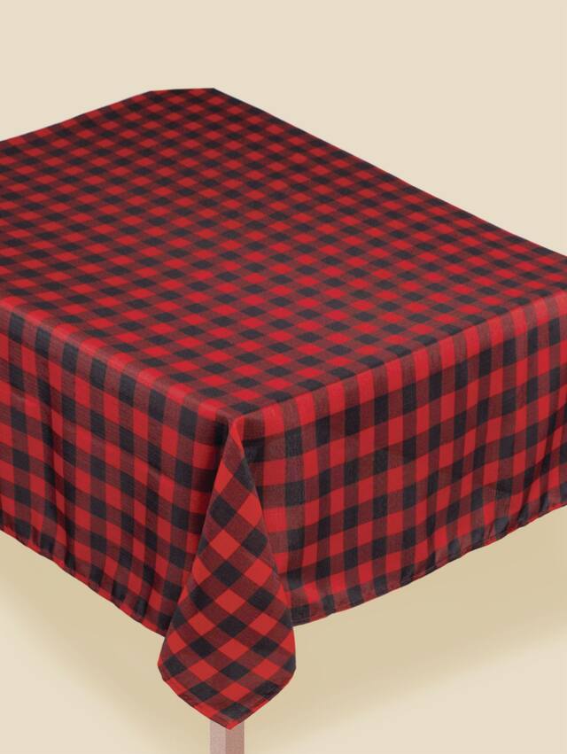 Buffalo Plaid Fabric Table Cover Front_Elevated