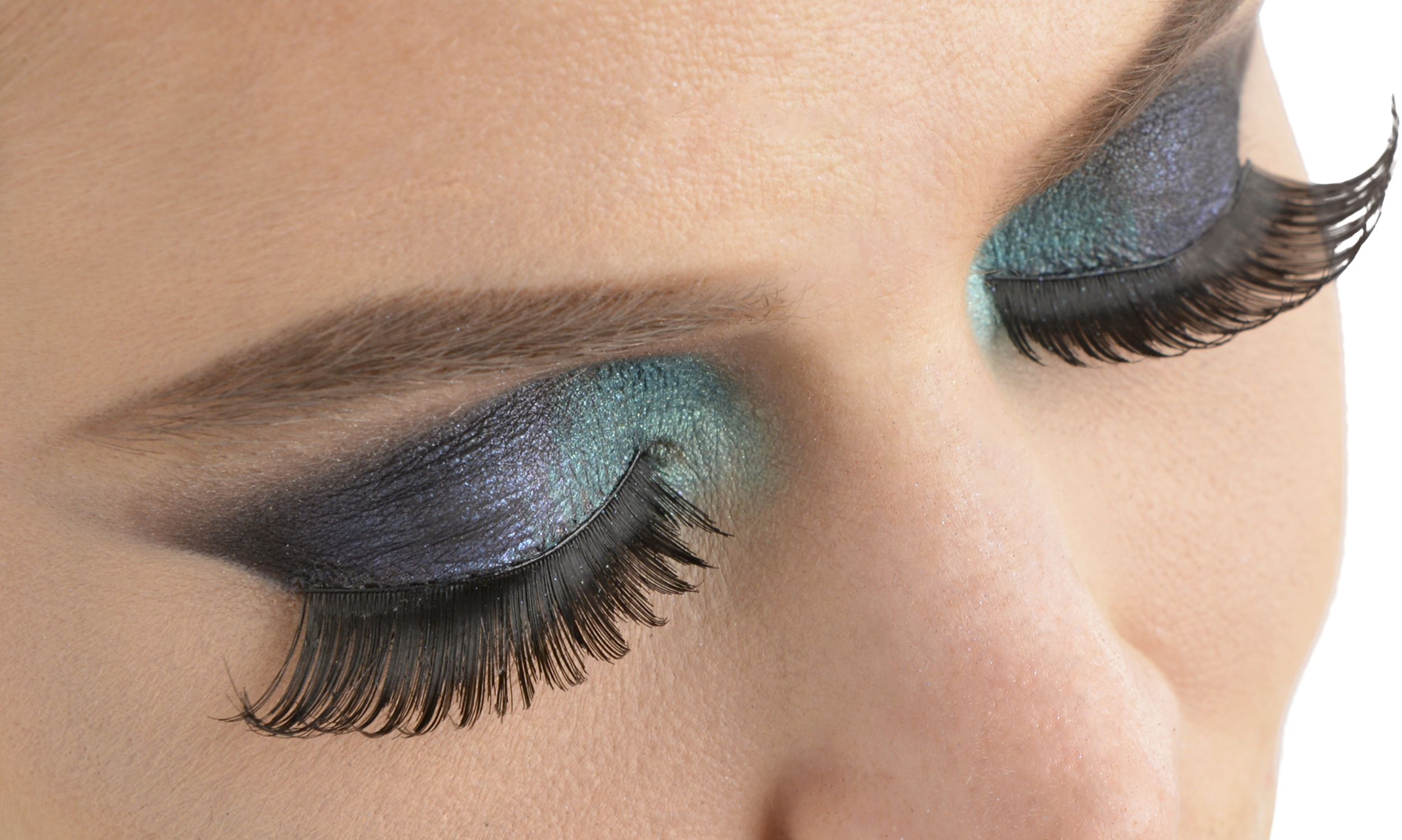 Sultry Fake False Eyelashes, Black, One Size, Wearable Costume Accessory for Halloween Front_Angled_Right