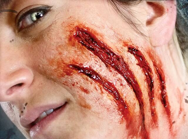 Prothèses de fausses plaies ouvertes Tinsley Transfers, rouge, taille unique, paq. 4, accessoires de costume à porter pour l'Halloween CloseUp