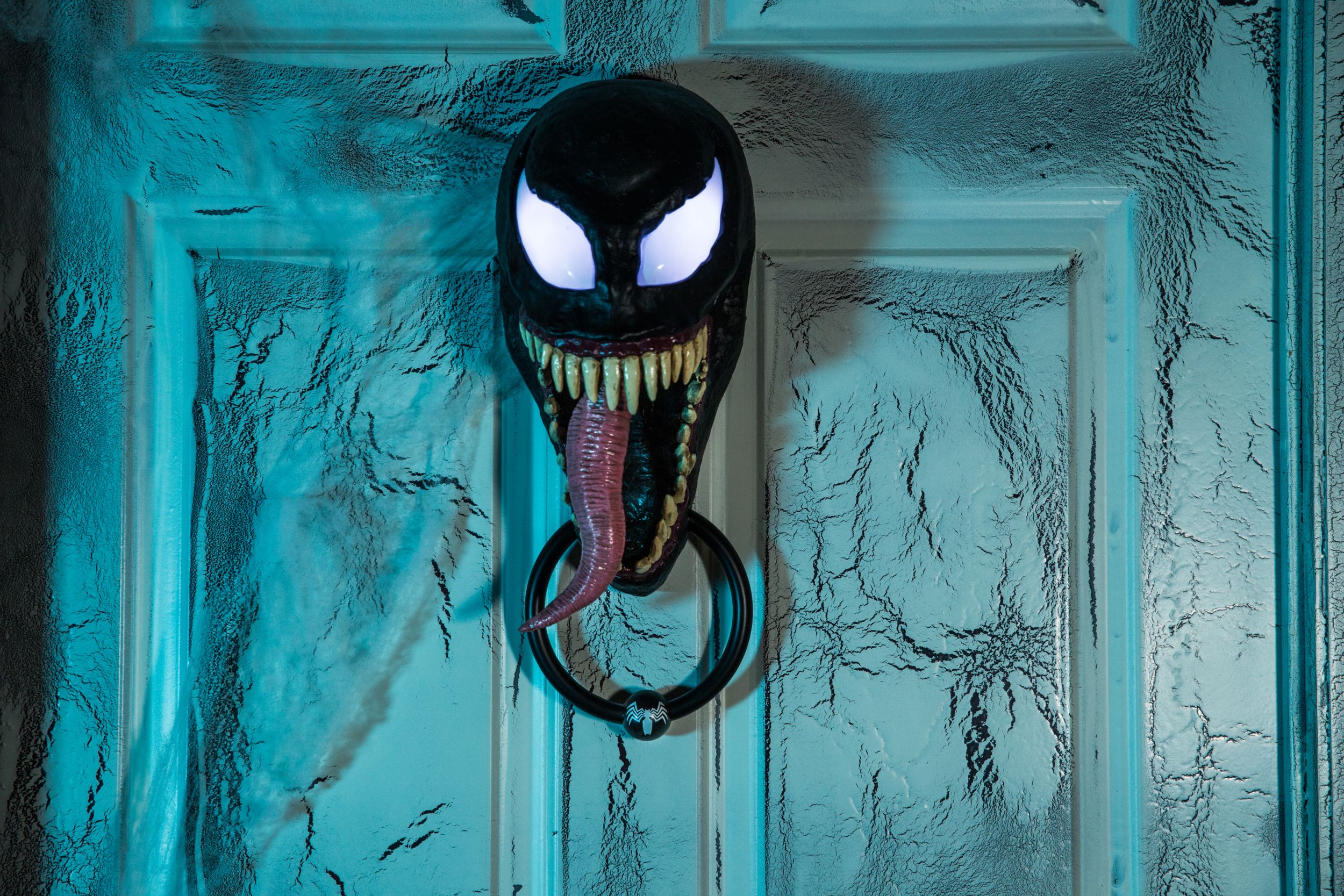 Disney Marvel Spider-Man Venom Animated Door Knocker Prop with Batteries, Black, 18-in, Sound Activated Indoor/Outdoor Decoration for Halloween Front_Flat