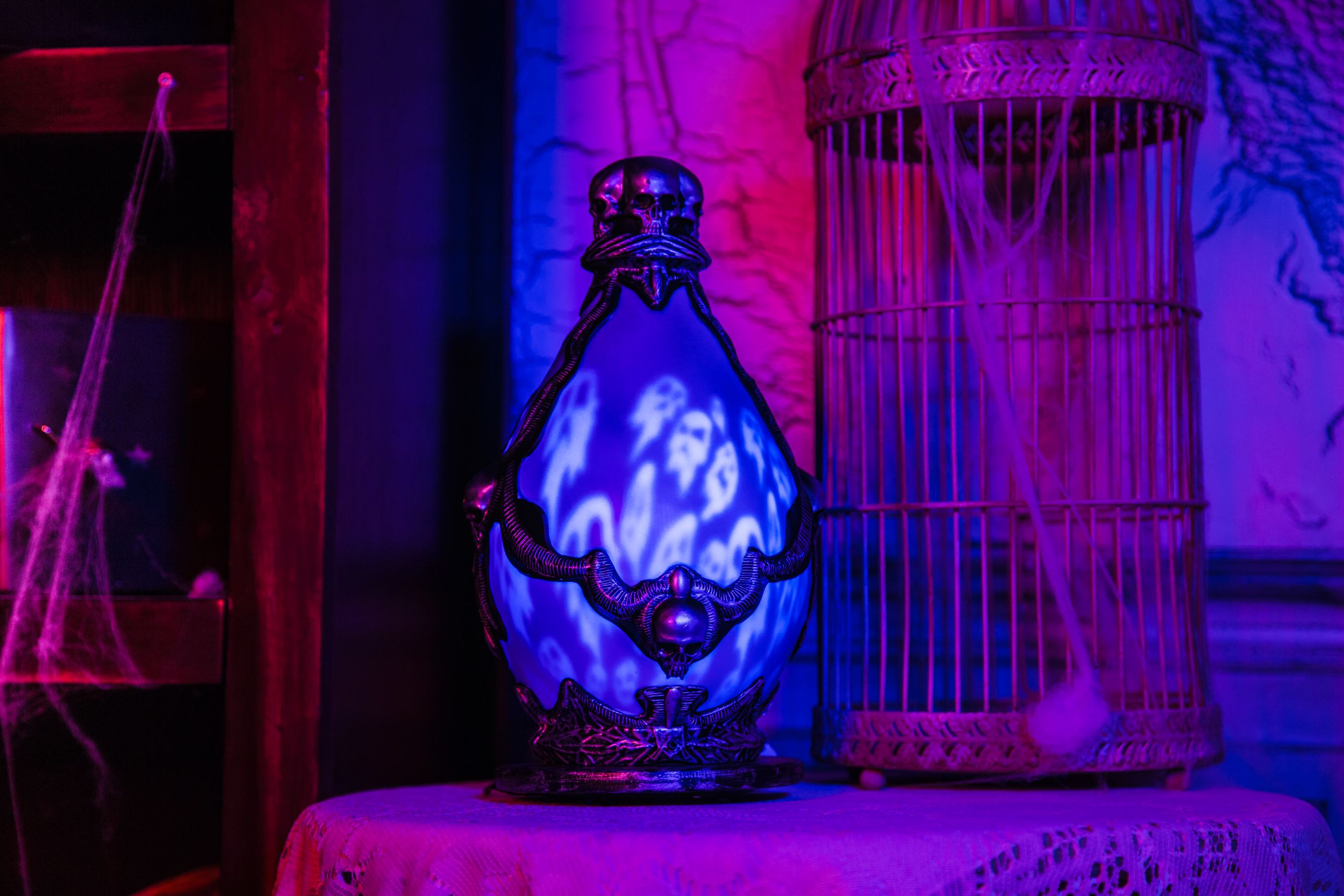 Bocal à âmes lumineux animé, avec piles, violet, 12 po, décoration d'intérieur/d'extérieur activée par le son et la lumière pour l'Halloween Front_Flat