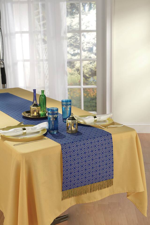 Chemin de table en tissu de l'Aïd Moubarak Composite_or_Mixed