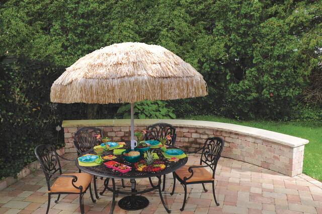 Large Thatch Palapa Decorative Umbrellas, Tan, 75-in, for Summer Party Front_Flat