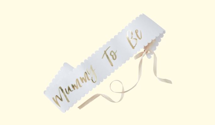 A "Mummy To Be" sash.