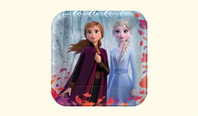 A Frozen-themed square paper plate featuring Anna and Elsa.