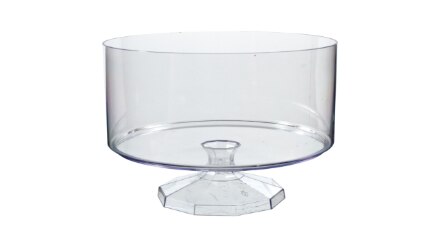 A clear trifle container.