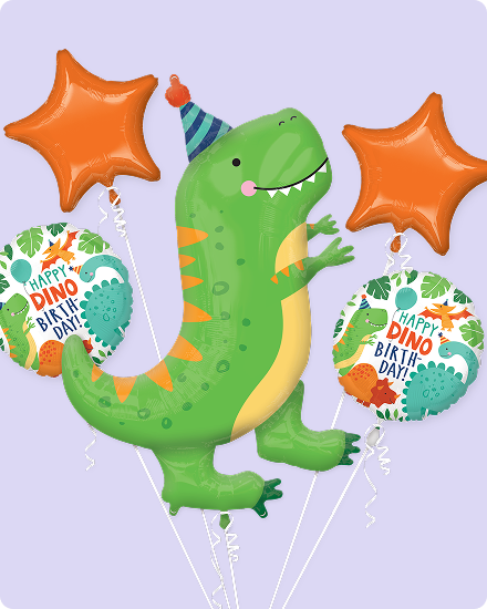 Un ballon gonflable pour dinosaures entouré de ballons orange en forme d’étoile et de deux ballons circulaires qui disent «&nbsp;Joyeux Jour de la naissance des dinosaures!&nbsp;». 